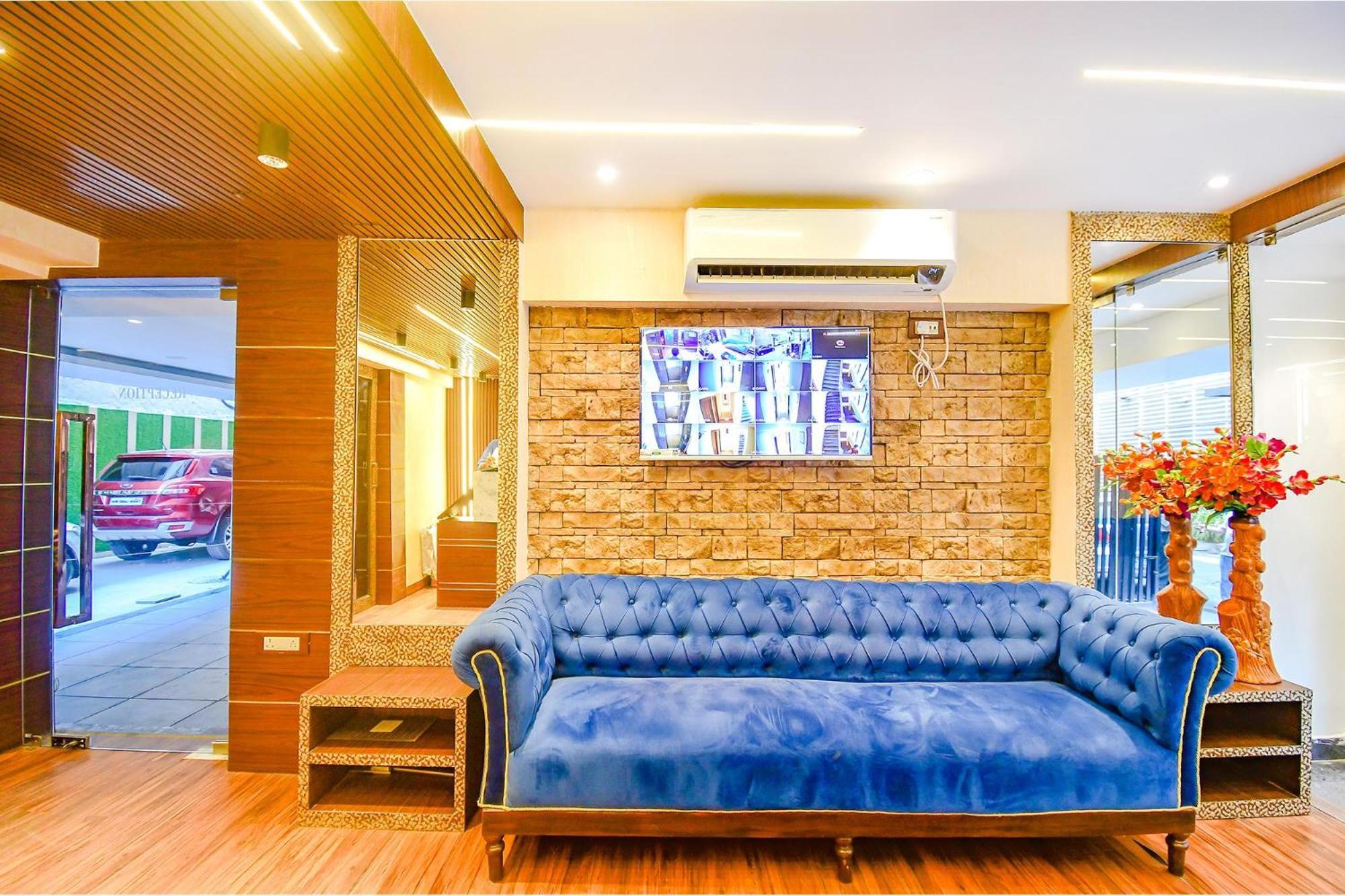 Hotel Fabhotel Lake View Topsia