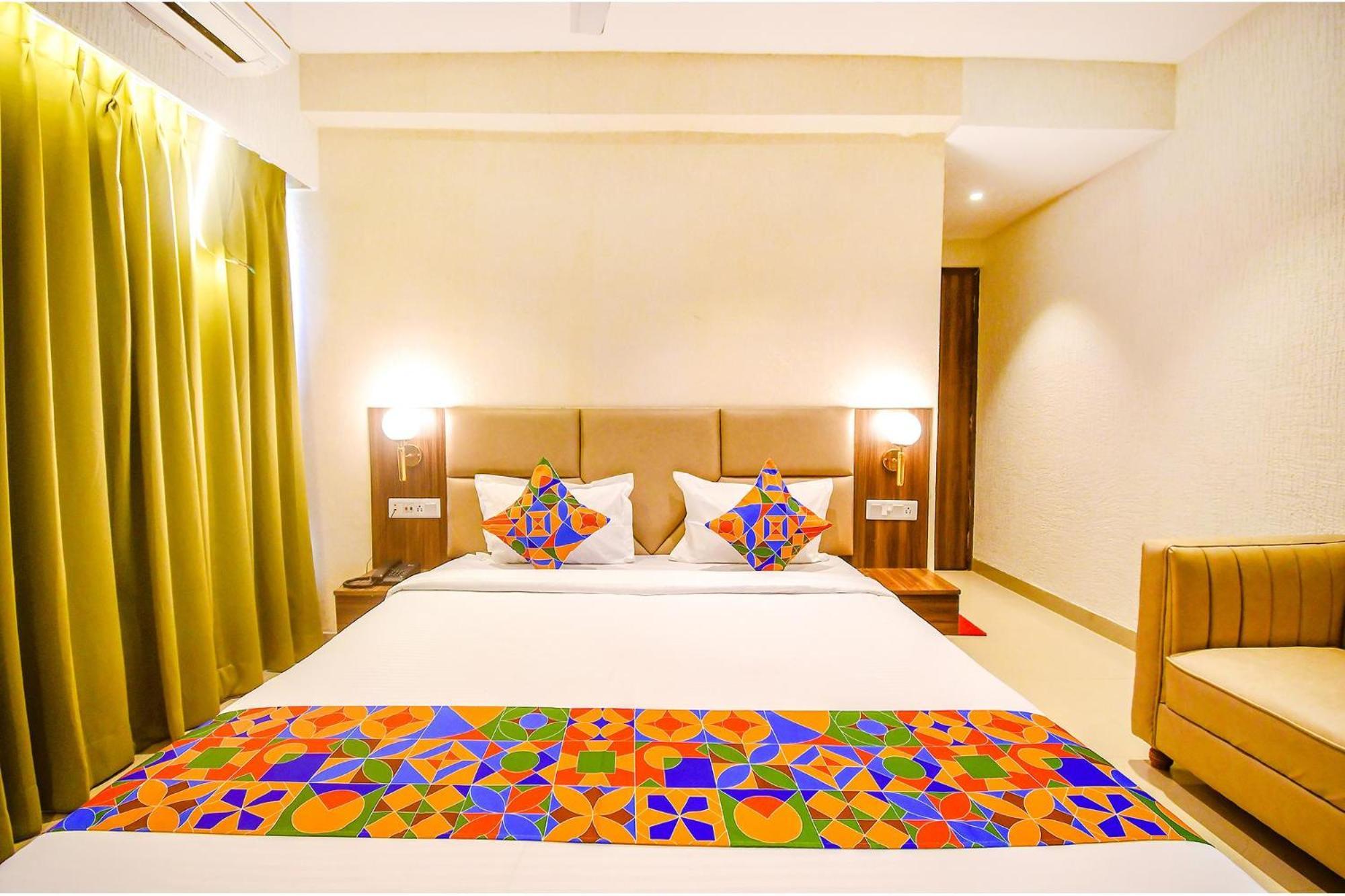 Hotel Fabhotel Lake View Topsia Kolkata
